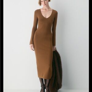 Aritzia Knit Maxi Dress